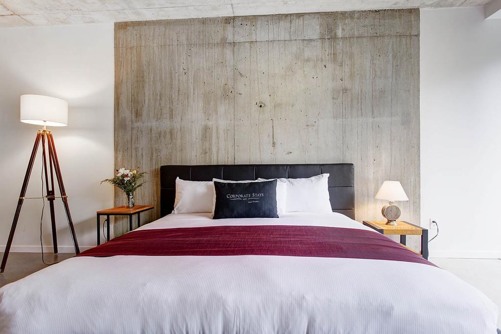 Loft4U Apartments By Corporatestays มอนทรีอัล ห้อง รูปภาพ